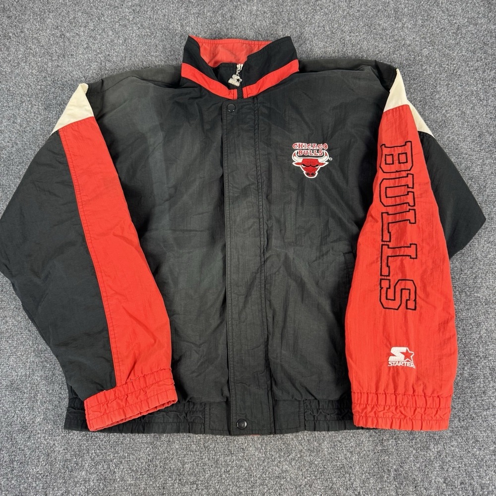 Vintage 90s Starter Chicago Bulls Pullover Windbreaker Jacket NBA Sports Medium